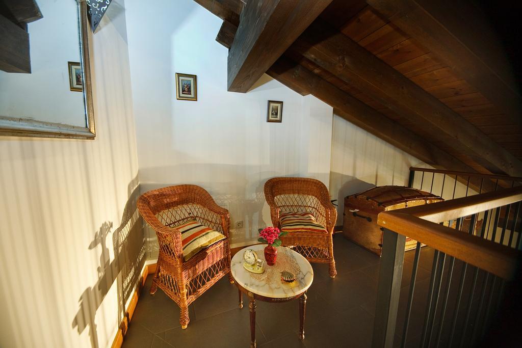 El Rincon Del Tarabilla Guest House Фермосейе Екстериор снимка